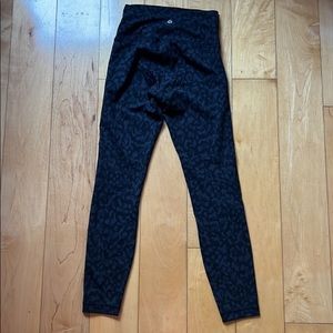 Lululemon size 2 Cheetah Leggings